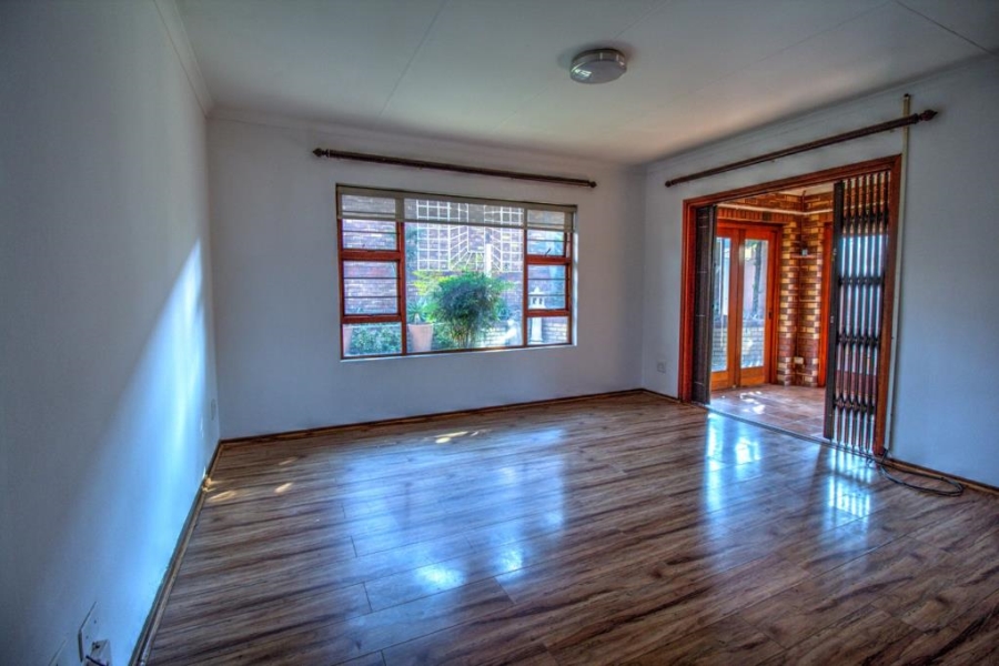 3 Bedroom Property for Sale in Birchleigh Gauteng