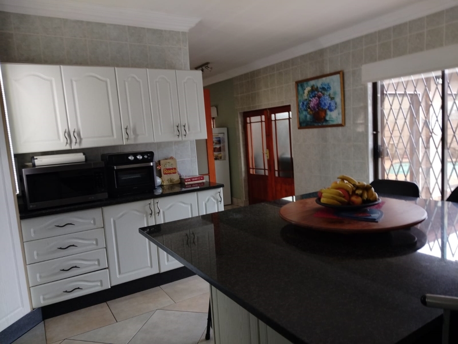 3 Bedroom Property for Sale in Birchleigh Gauteng