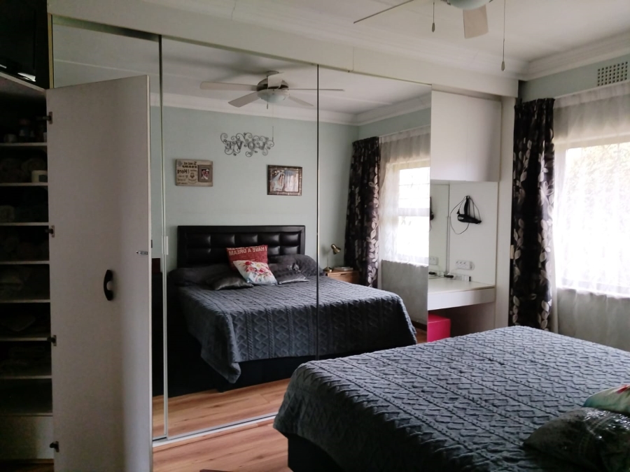 3 Bedroom Property for Sale in Birchleigh Gauteng