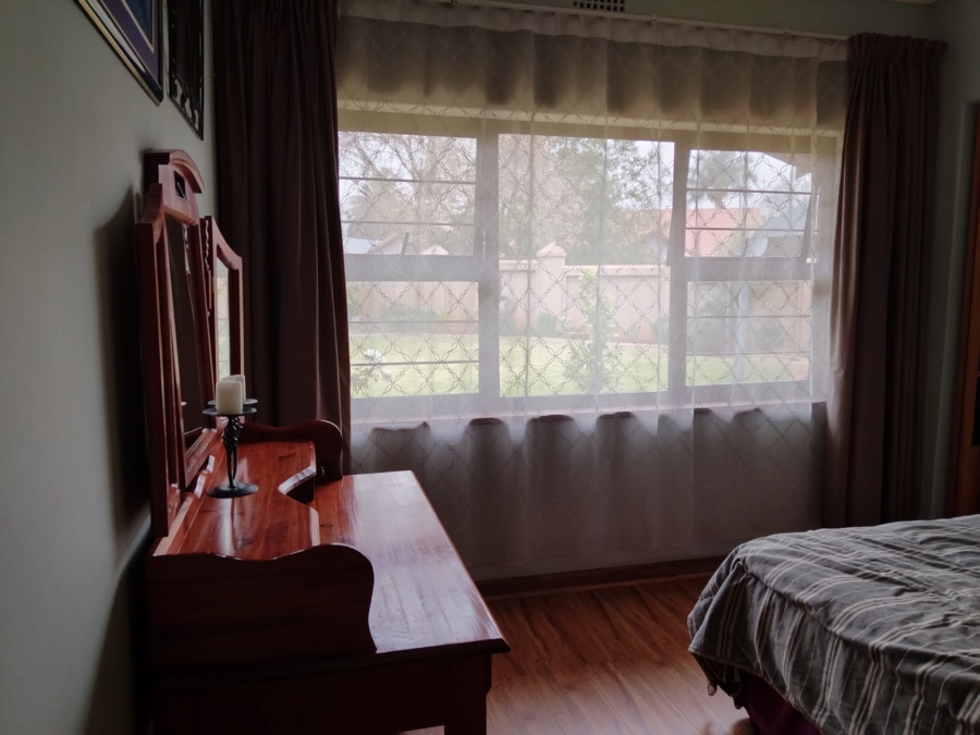 3 Bedroom Property for Sale in Birchleigh Gauteng