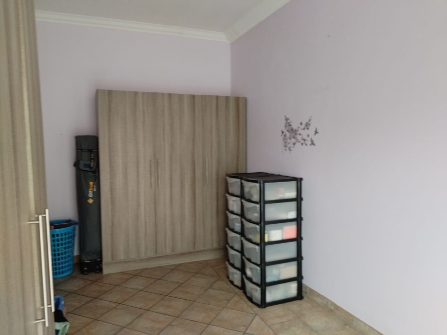 3 Bedroom Property for Sale in Birchleigh Gauteng