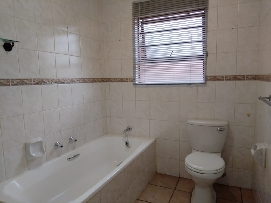 3 Bedroom Property for Sale in Van Riebeeck Park Gauteng