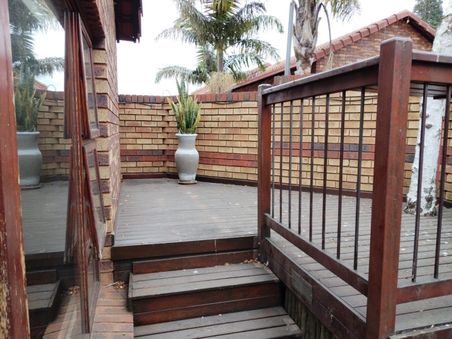 3 Bedroom Property for Sale in Van Riebeeck Park Gauteng