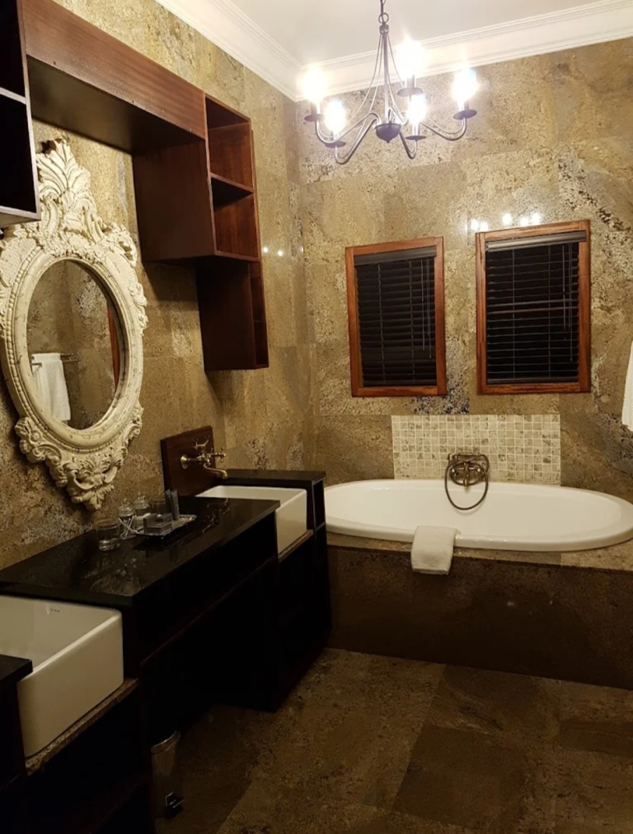 10 Bedroom Property for Sale in Erasmuskloof Gauteng