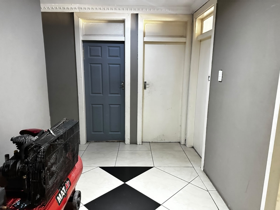 13 Bedroom Property for Sale in Highlands North Gauteng