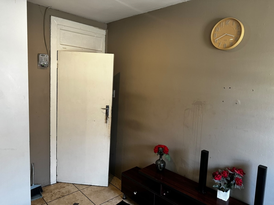 13 Bedroom Property for Sale in Highlands North Gauteng