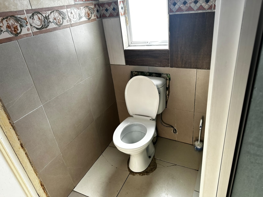 13 Bedroom Property for Sale in Highlands North Gauteng