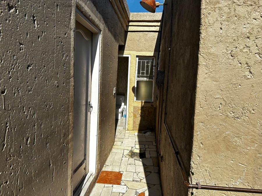 13 Bedroom Property for Sale in Highlands North Gauteng