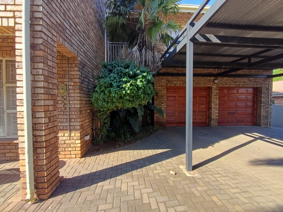 4 Bedroom Property for Sale in Vanderbijlpark SE Gauteng