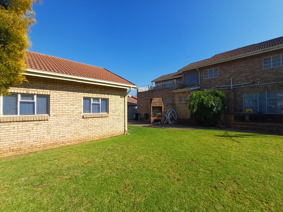 4 Bedroom Property for Sale in Vanderbijlpark SE Gauteng