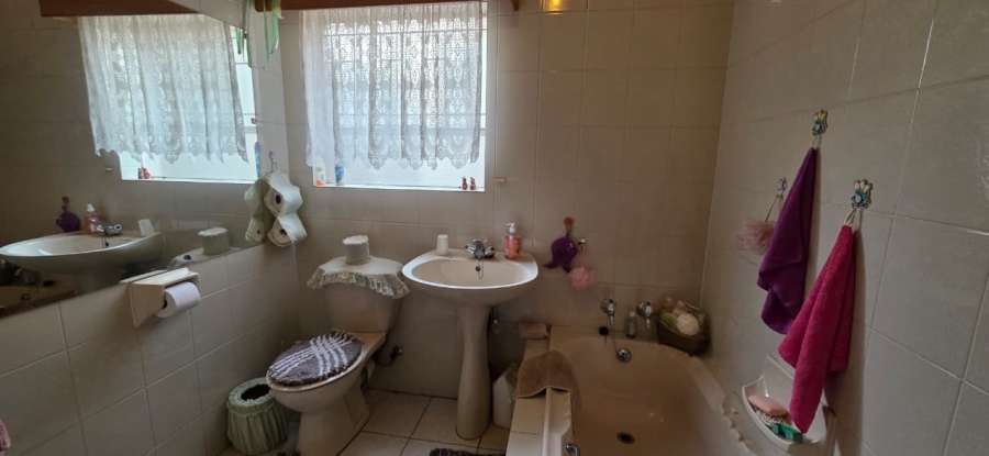 3 Bedroom Property for Sale in Vanderbijlpark Sw 2 Gauteng