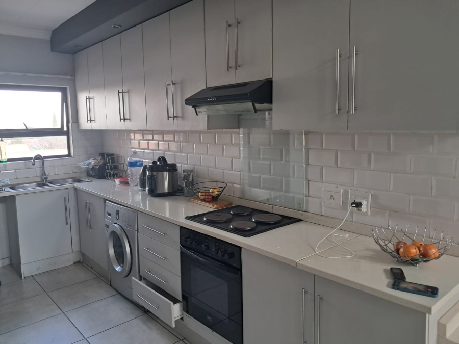 2 Bedroom Property for Sale in Eveleigh Gauteng