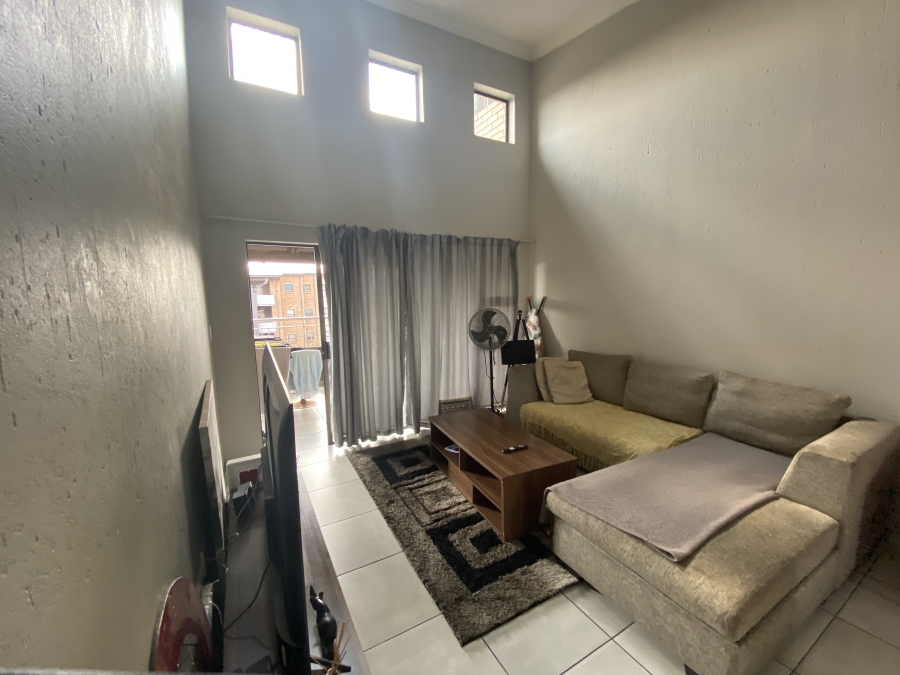 2 Bedroom Property for Sale in Eveleigh Gauteng