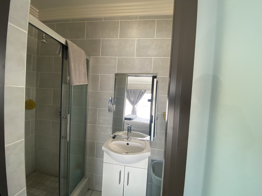 2 Bedroom Property for Sale in Eveleigh Gauteng