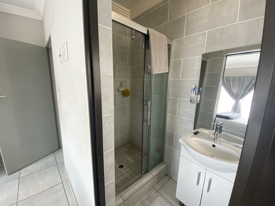 2 Bedroom Property for Sale in Eveleigh Gauteng
