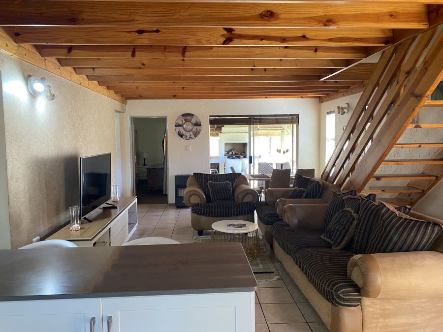 4 Bedroom Property for Sale in Ravenswood Gauteng