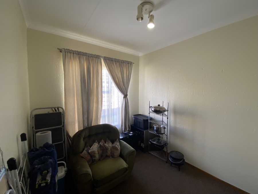 4 Bedroom Property for Sale in Ravenswood Gauteng