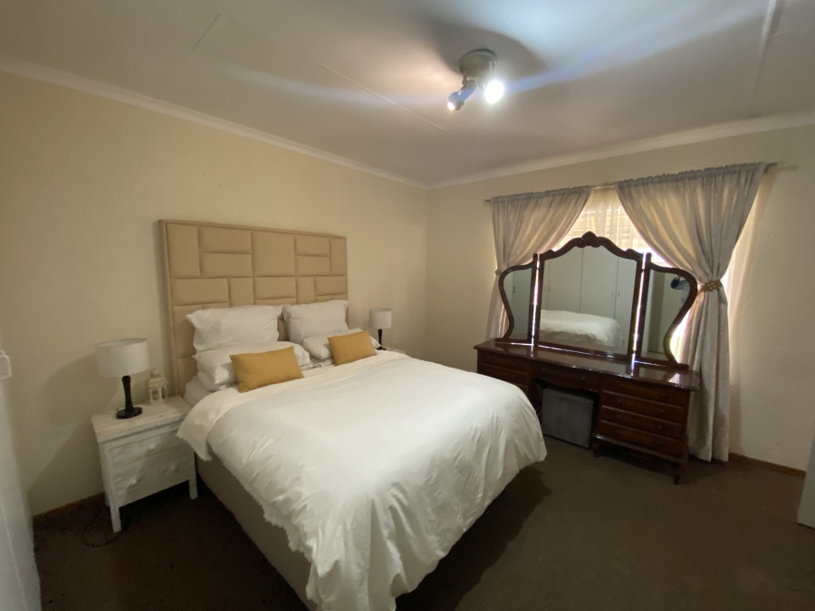 4 Bedroom Property for Sale in Ravenswood Gauteng
