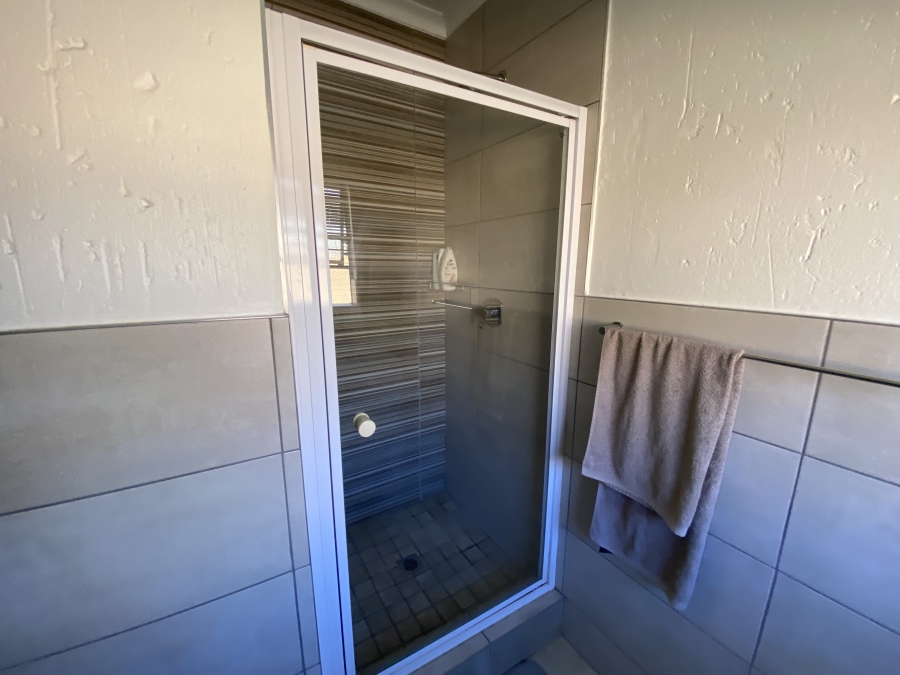 4 Bedroom Property for Sale in Ravenswood Gauteng