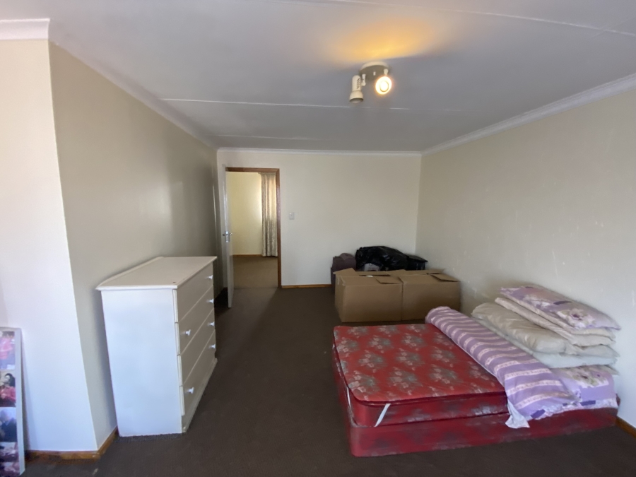 4 Bedroom Property for Sale in Ravenswood Gauteng