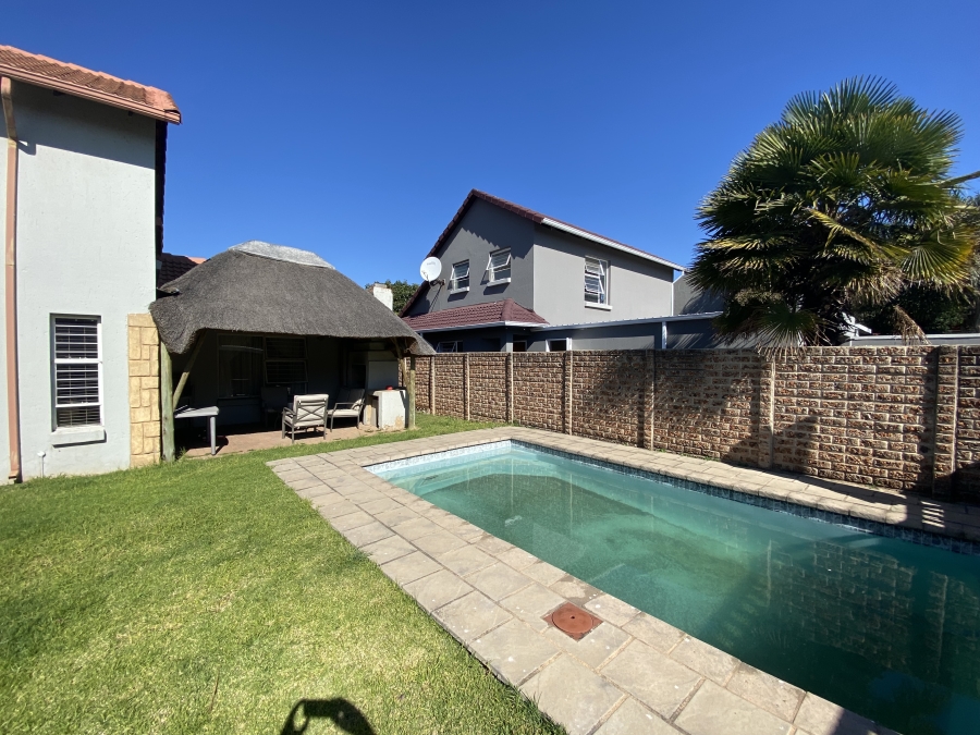 4 Bedroom Property for Sale in Ravenswood Gauteng