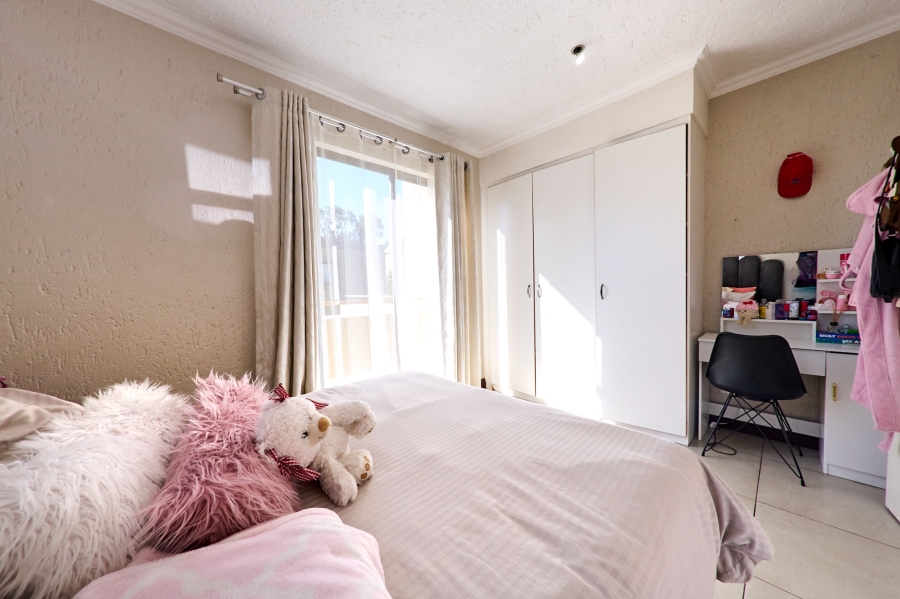 3 Bedroom Property for Sale in Halfway Gardens Gauteng