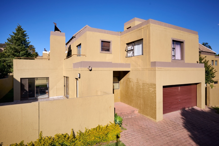 3 Bedroom Property for Sale in Halfway Gardens Gauteng