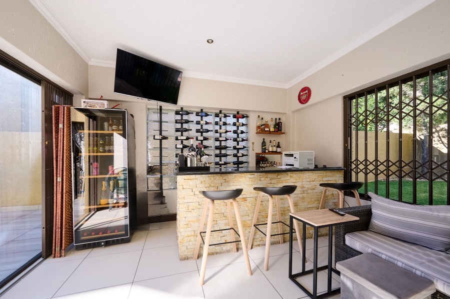 3 Bedroom Property for Sale in Halfway Gardens Gauteng
