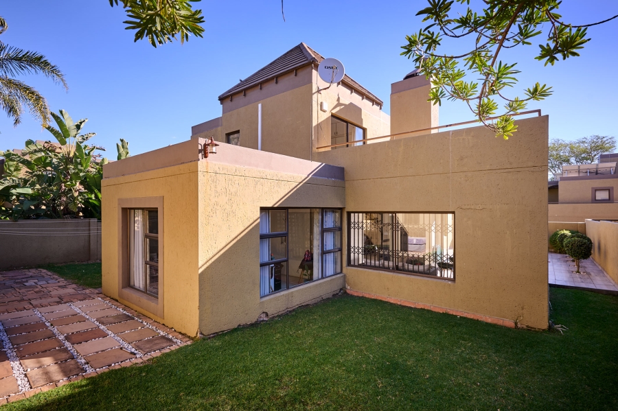 3 Bedroom Property for Sale in Halfway Gardens Gauteng