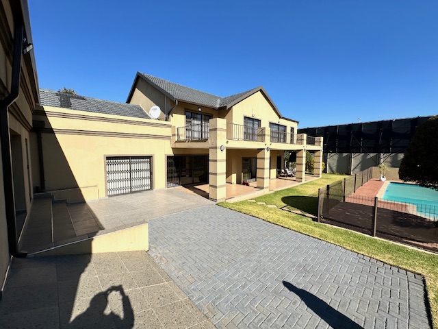 3 Bedroom Property for Sale in Bramley North Gauteng