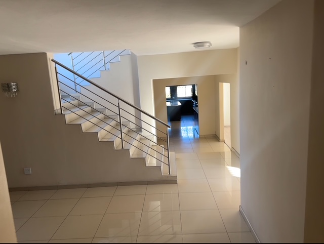 3 Bedroom Property for Sale in Bramley North Gauteng
