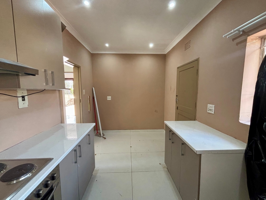 5 Bedroom Property for Sale in Blairgowrie Gauteng