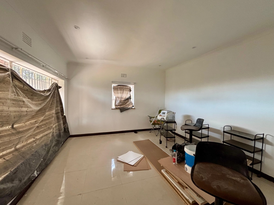 5 Bedroom Property for Sale in Blairgowrie Gauteng