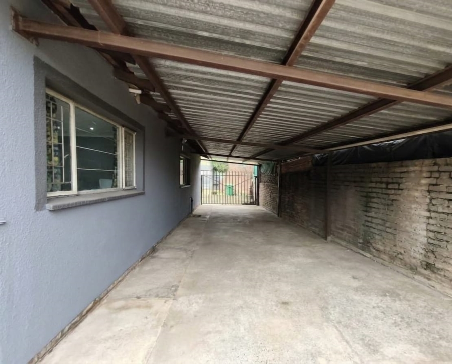 To Let 1 Bedroom Property for Rent in Golf Park Gauteng