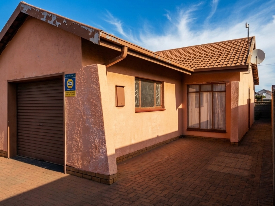 3 Bedroom Property for Sale in Sebokeng Zone 14 Gauteng