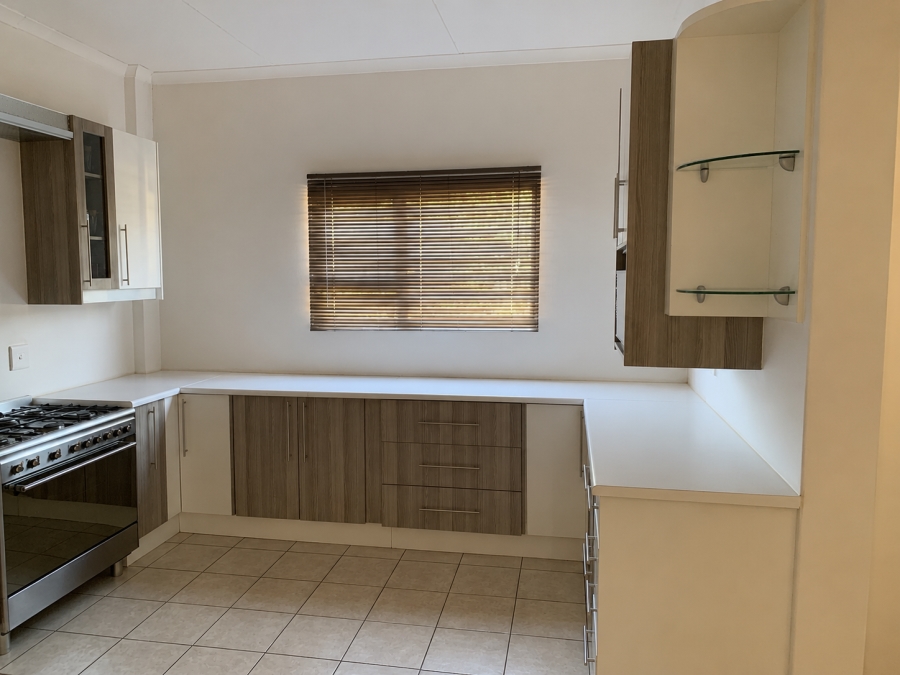 3 Bedroom Property for Sale in Kookrus Gauteng