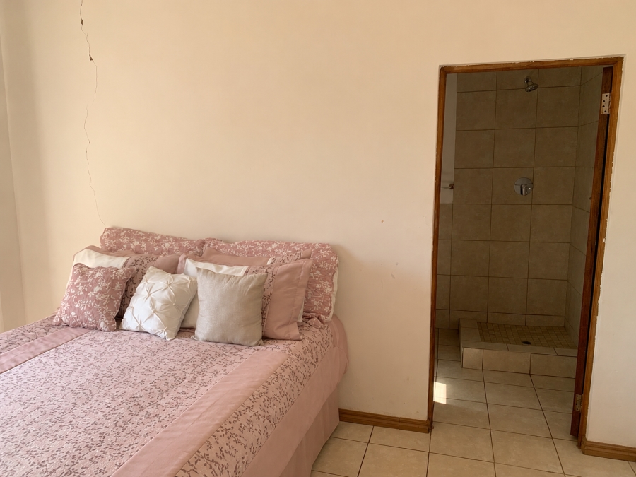 3 Bedroom Property for Sale in Kookrus Gauteng
