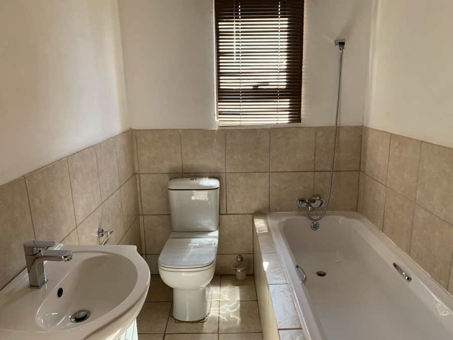 3 Bedroom Property for Sale in Kookrus Gauteng