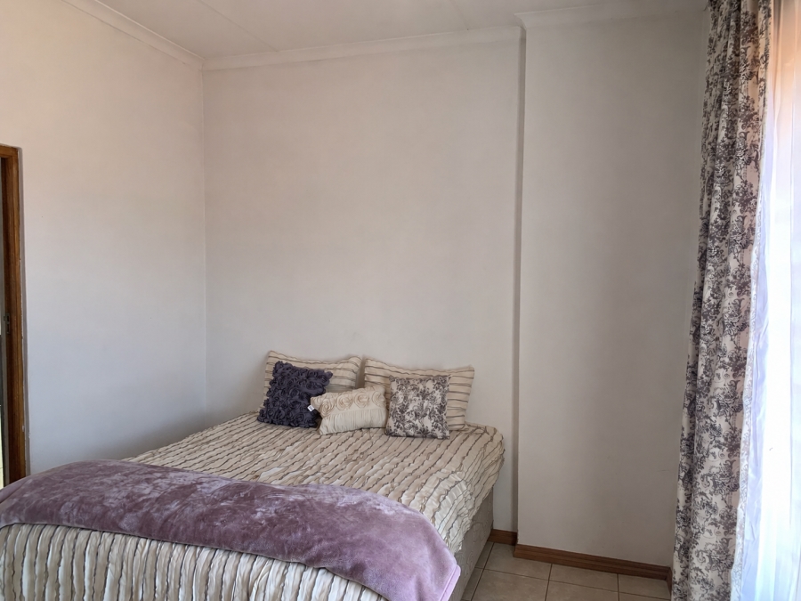 3 Bedroom Property for Sale in Kookrus Gauteng