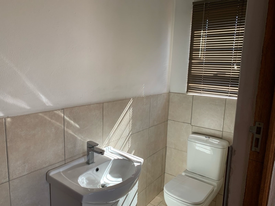 3 Bedroom Property for Sale in Kookrus Gauteng