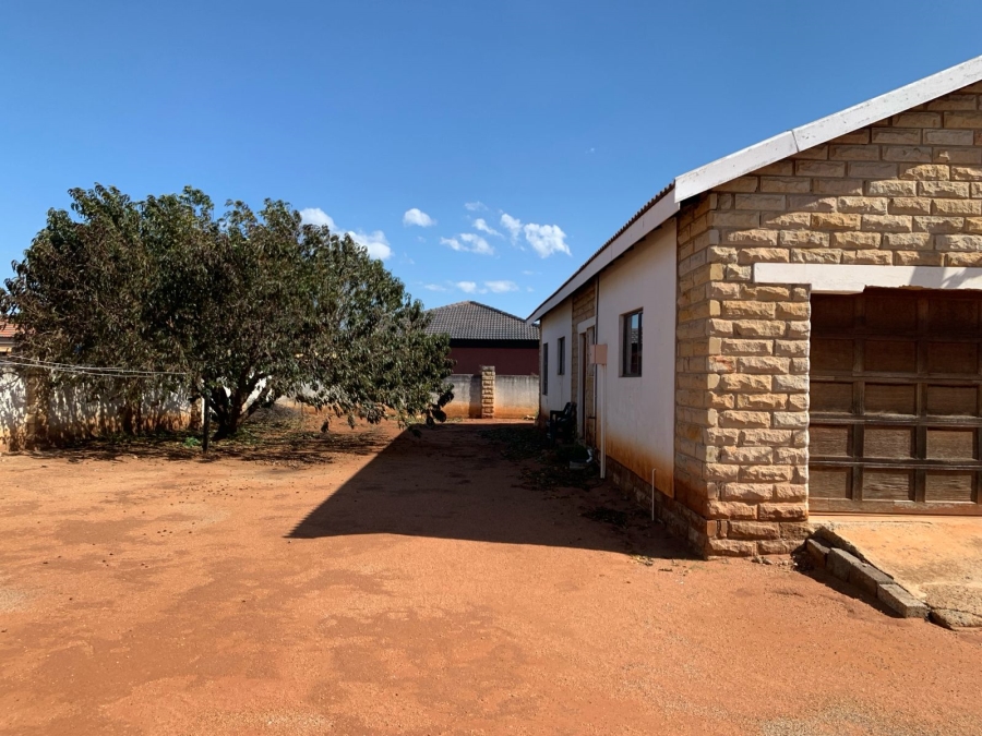 3 Bedroom Property for Sale in Kookrus Gauteng