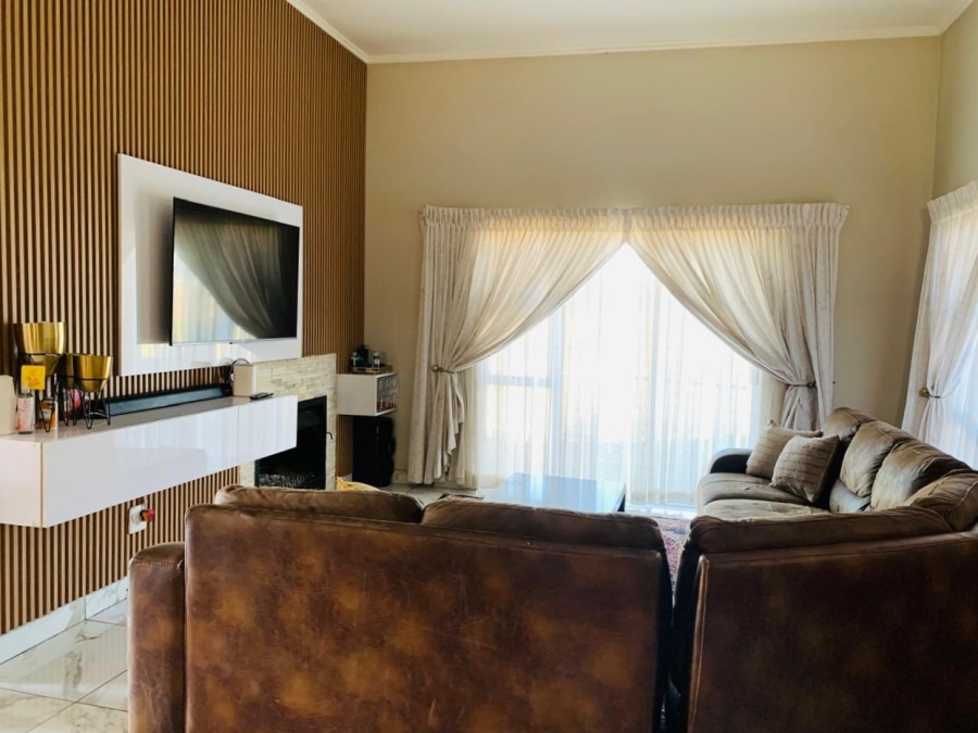 3 Bedroom Property for Sale in Riverspray Lifestyle Estate Gauteng