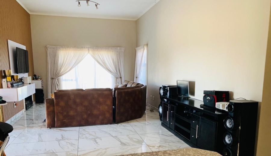 3 Bedroom Property for Sale in Riverspray Lifestyle Estate Gauteng