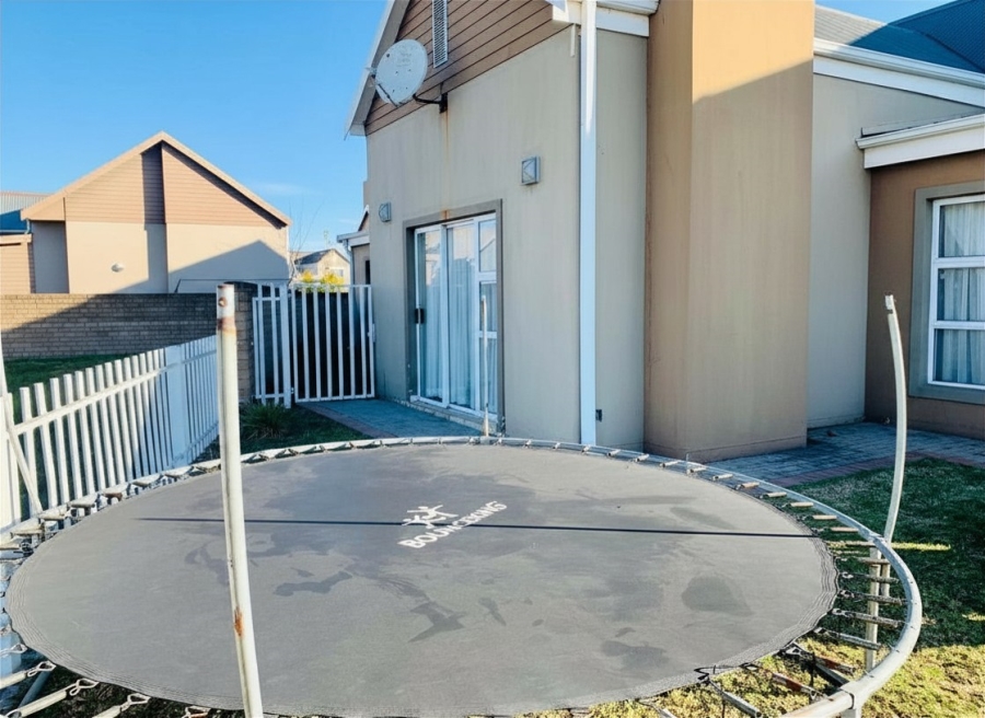 3 Bedroom Property for Sale in Riverspray Lifestyle Estate Gauteng