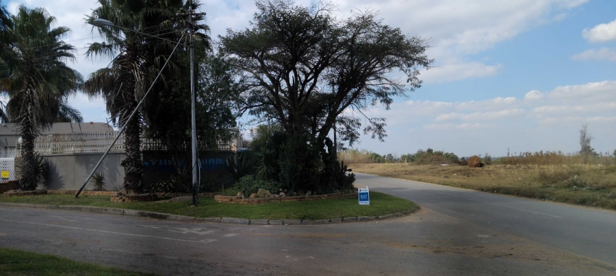 6 Bedroom Property for Sale in Lewisham Gauteng