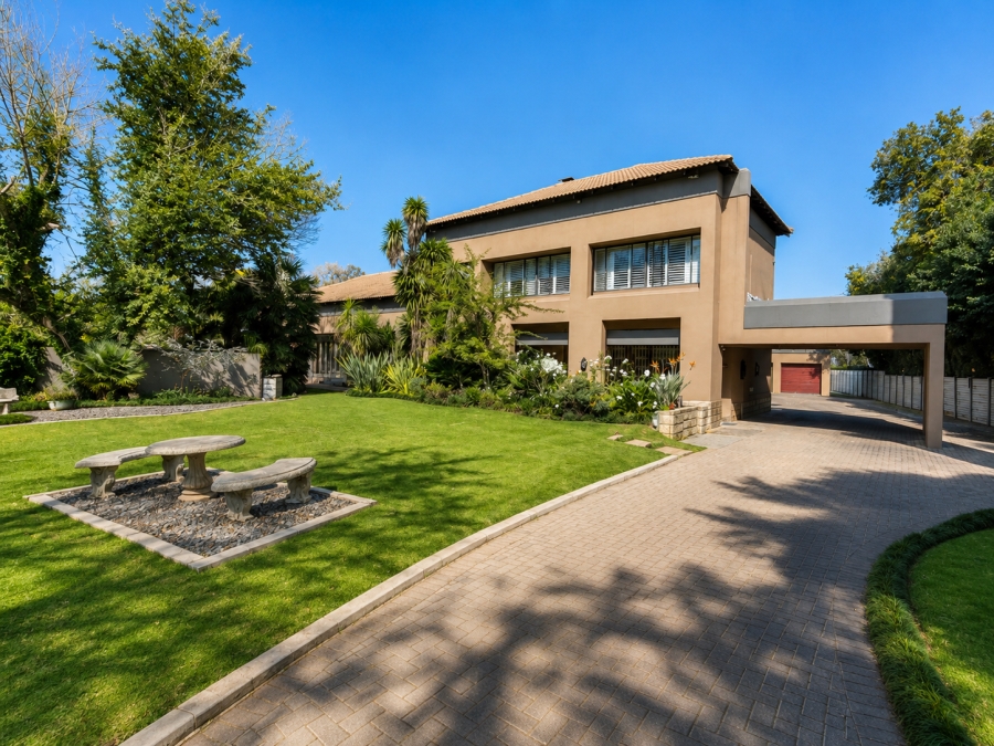 5 Bedroom Property for Sale in Three Rivers Gauteng