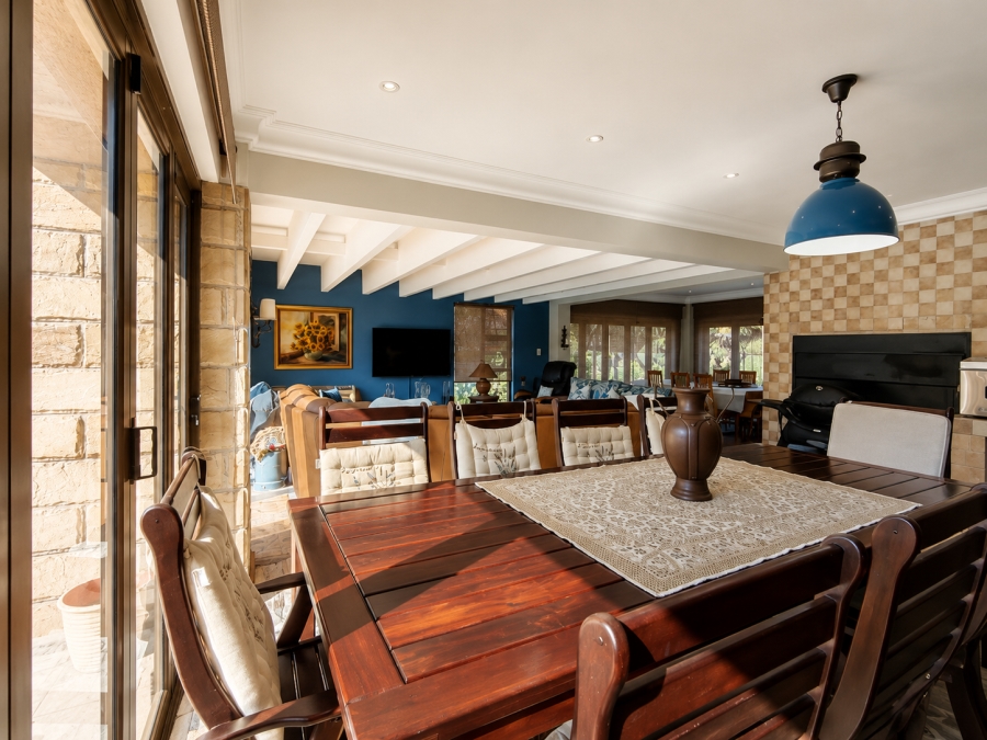 5 Bedroom Property for Sale in Three Rivers Gauteng