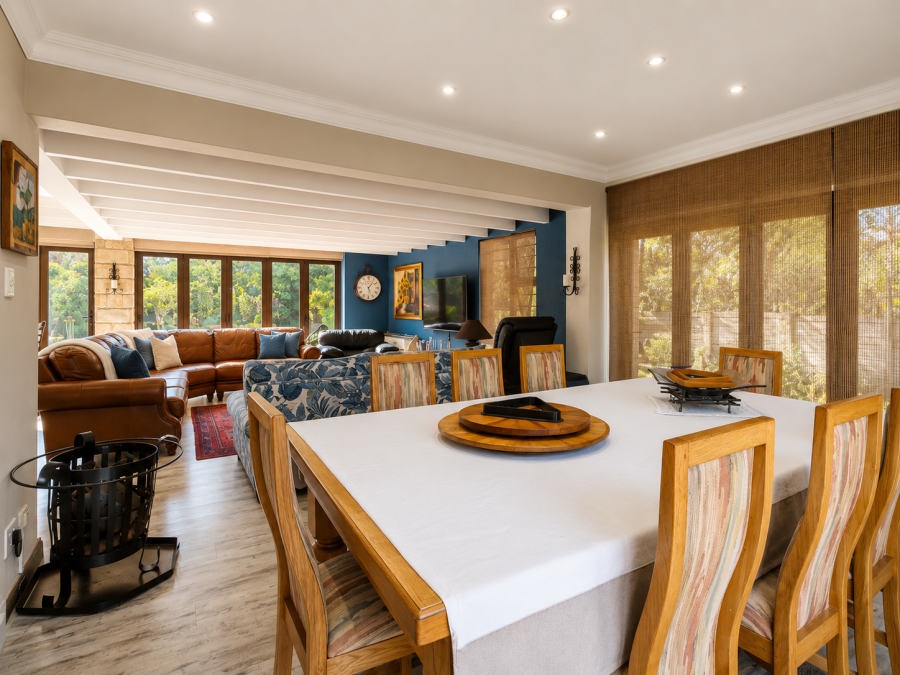 5 Bedroom Property for Sale in Three Rivers Gauteng
