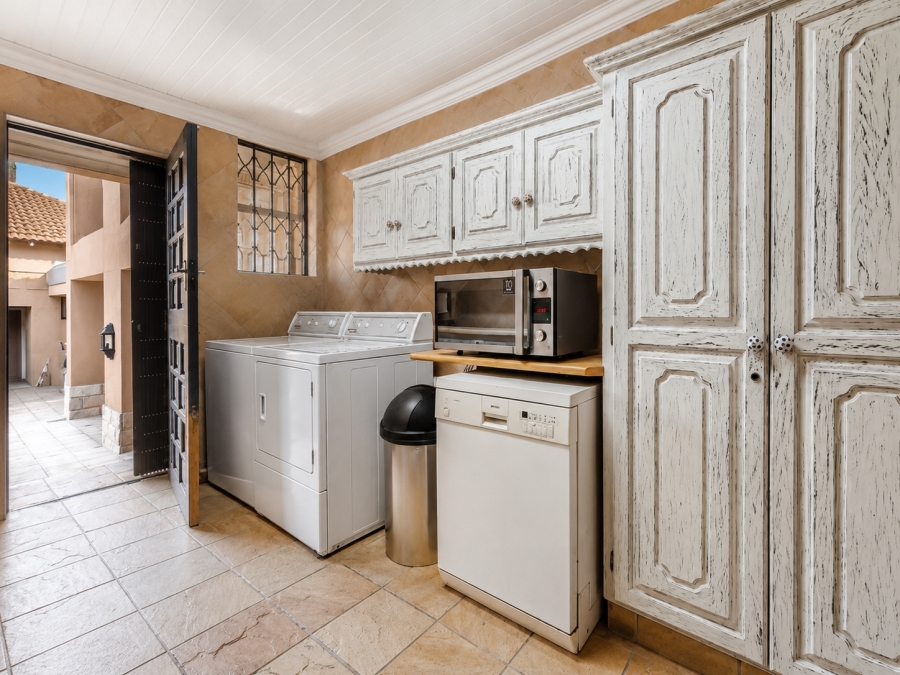 5 Bedroom Property for Sale in Three Rivers Gauteng