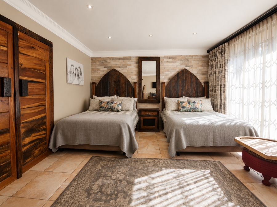 5 Bedroom Property for Sale in Three Rivers Gauteng